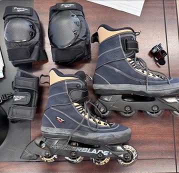 Rollerblade Inline Skates maat 42 + Helm & Beschermers beschikbaar voor biedingen
