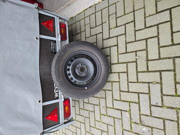 4 winterbanden op stalen velg goodyear ultra grip beschikbaar voor biedingen