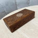 Vintage handgesneden houten kist, Huis en Inrichting, Woonaccessoires | Kisten, Minder dan 50 cm, Gebruikt, 50 tot 100 cm, Ophalen of Verzenden