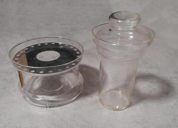 THEELICHT (rechaud) van Jena glas met THEEFILTER EN DEKSEL beschikbaar voor biedingen