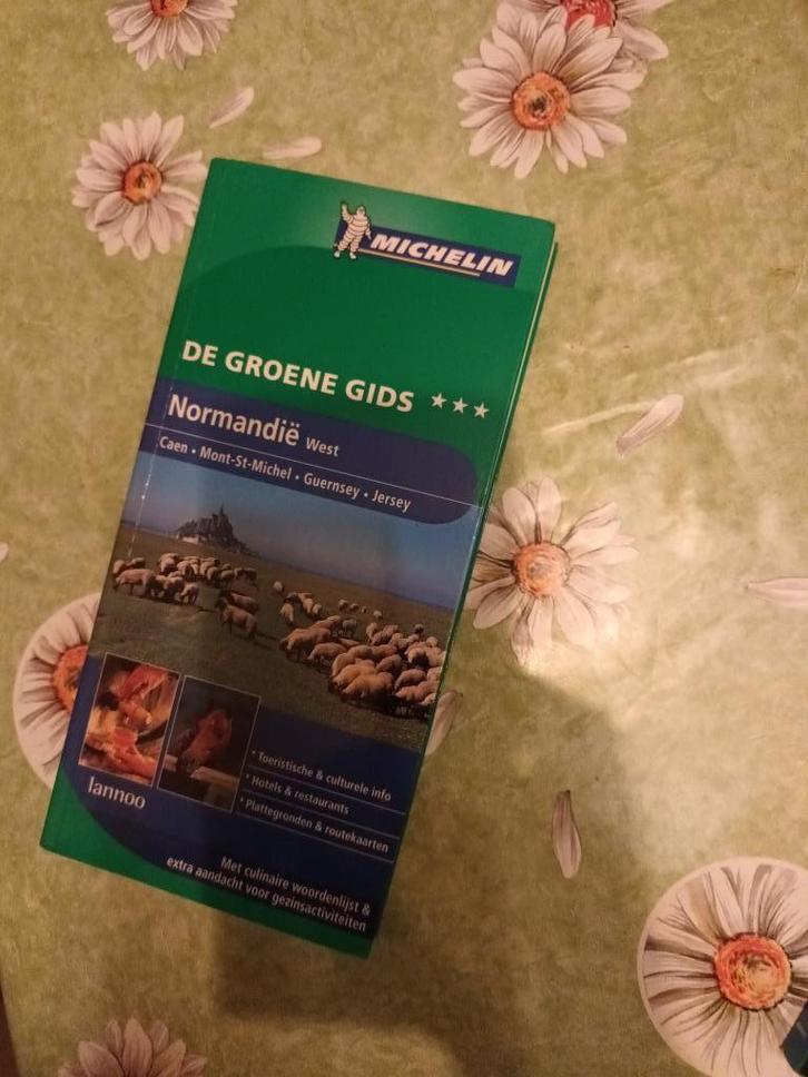 Normandie West Frankrijk Michelin groene reisgids Guernsey, Boeken, Reisgidsen, Zo goed als nieuw, Reisgids of -boek, Europa, Michelin