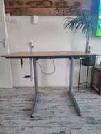 Elektrisch zit-zit bureau met HPL eikenblad 120x80, Elektrisch, Zo goed als nieuw, Ophalen, Bureau