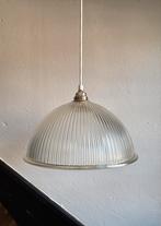 Vintage glazen Holophane hanglamp halve maan ronde kap, Huis en Inrichting, Lampen | Hanglampen, Ophalen of Verzenden, Zo goed als nieuw