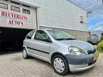 Toyota Yaris 1.0-16V VVT-i YORIN | APK | Stuurbekrachtiging, Stof, Gebruikt, Zwart, 400 kg