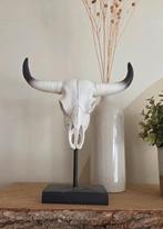Decoratief Stierenhoofd op Standaard, Ophalen of Verzenden, Steen, Dierenbeeld