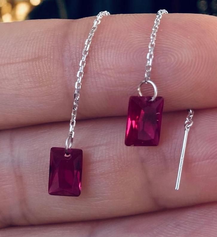 oorbellen 18K wit goud robijn, Sieraden, Tassen en Uiterlijk, Oorbellen, Nieuw, Hangers, Goud, Rood, Met edelsteen, Ophalen of Verzenden