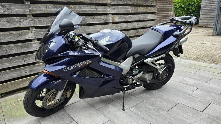Honda VFR 800 VTEC ABS, Motoren, Motoren | Honda, Particulier, Toermotor, meer dan 35 kW, 4 cilinders, Motorrijbewijs A, ABS, Handvatverwarming