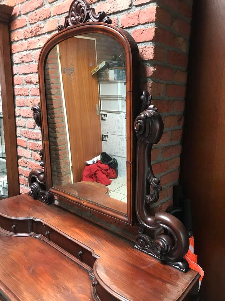 Antieke Biedermeier Kaptafel Mahonie, Antiek en Kunst, Antiek | Spiegels, 100 tot 150 cm, 150 tot 200 cm, Overige vormen, Ophalen