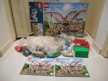 Lego 10261 Roller Coaster Compleet met doos en boekjes.