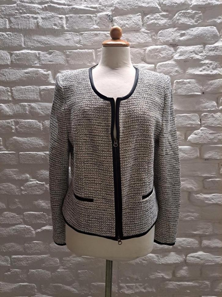 Lynde Jasje Maat 40, Kleding | Dames, Jasjes, Kostuums en Pakken, Zo goed als nieuw, Jasje, Maat 38/40 (M), Overige kleuren, Verzenden