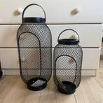 Twee nieuwe windlichten van ikea, Huis en Inrichting, Woonaccessoires | Kandelaars en Kaarsen, Ophalen, 25 tot 50 cm, Zwart, Nieuw