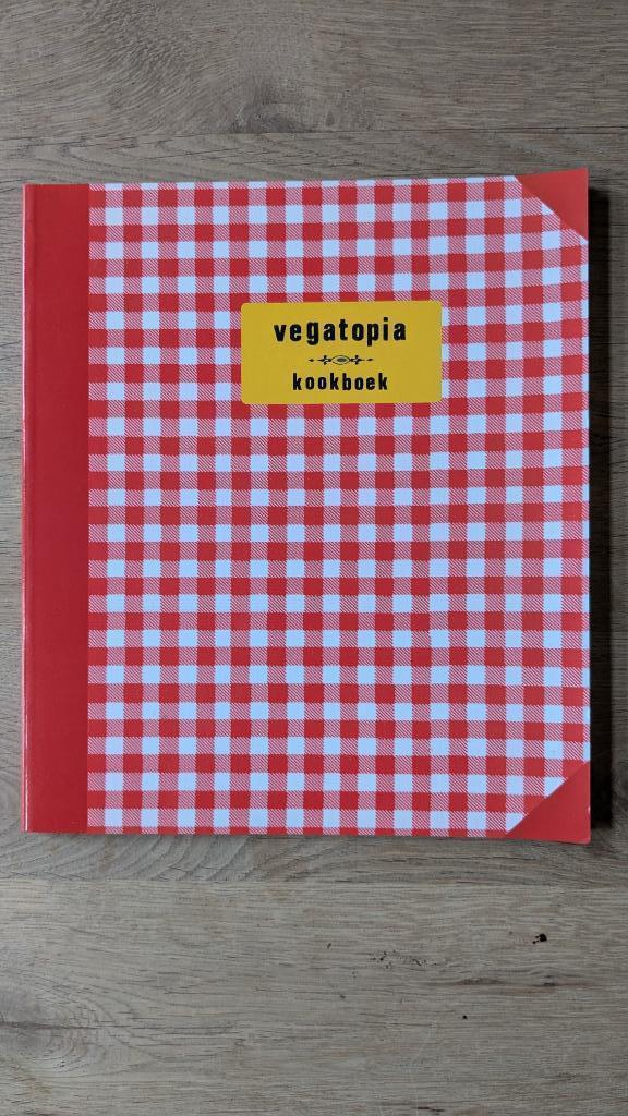Vegatopia - vegetarisch kookboek, Boeken, Kookboeken, Zo goed als nieuw, Vegetarisch, Ophalen of Verzenden