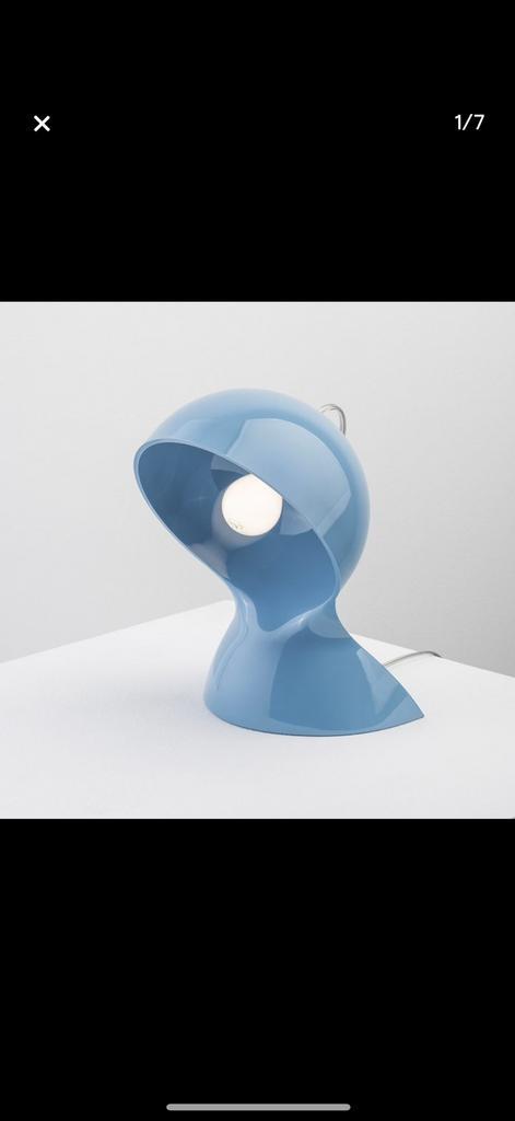 Artemide vico magistreti Dalú Tafellamp Lichtblauw, Huis en Inrichting, Lampen | Tafellampen, Zo goed als nieuw, Minder dan 50 cm