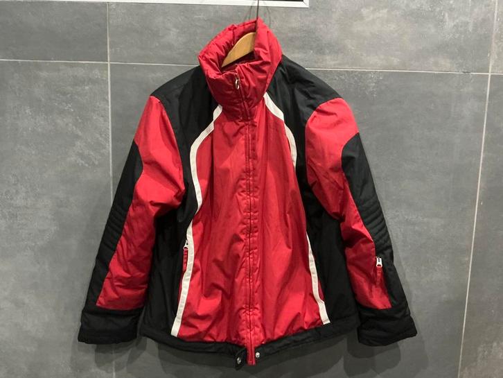 Esprit wintersportjas – maat 42 – rood/zwart, Kleding | Dames, Wintersportkleding, Zo goed als nieuw, Jack, Maat 42/44 (L), Ophalen of Verzenden