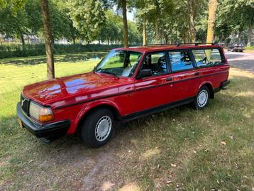 Volvo 240 2.3 Polar U9 1992 Rood, 2 jaar APK, NAP! beschikbaar voor biedingen