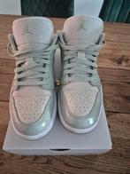 Nike Air Jordan - Maat 42 - Zo goed als nieuw!, Kleding | Dames, Schoenen, Ophalen of Verzenden, Zo goed als nieuw