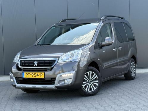 Peugeot Partner Tepee 1.2 PureTech Active LED - Trekhaak - L, Auto's, Peugeot, Bedrijf, Te koop, Partner Tepee, ABS, Airbags, Airconditioning