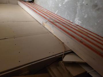 Vuren planken (vloerplanken) 420 lang! beschikbaar voor biedingen