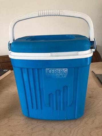 Iceberg koelbox in goede staat beschikbaar voor biedingen