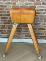 Retro vintage turnbok, Sport en Fitness, Ophalen, Zo goed als nieuw, Materiaal