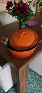 Vintage gietijzeren pan oranje – 32 cm, Huis en Inrichting, Keuken | Potten en Pannen, Ophalen of Verzenden, Gebruikt, Gietijzer