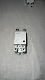 Doepke HS25-31 magneetschakelaar, Hobby en Vrije tijd, Elektronica-componenten, Ophalen of Verzenden, Gebruikt