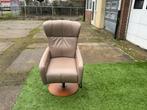 Sta-op stoel PROMINENT Sorisso fauteuil taupe leer met accu, Ophalen, Prominent, Bruin, Geen