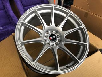 XXR 527 Flat Silver mat zilver 18 8.75J 9.75J 5x100 5x114.3 beschikbaar voor biedingen