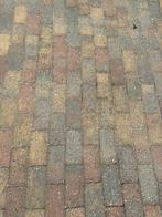 Betonklinker rood-geel-blauw- tuinbestrating, Tuin en Terras, Ophalen, Zo goed als nieuw, Beton, Klinkers