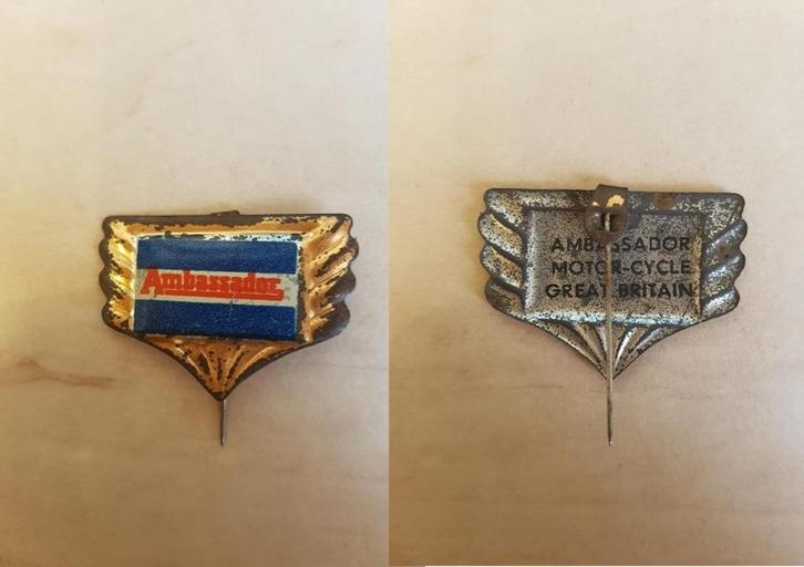 Speldjes Motormerken Motoren - blik, Verzamelen, Speldjes, Pins en Buttons, Gebruikt, Speldje of Pin, Overige onderwerpen, Ophalen of Verzenden