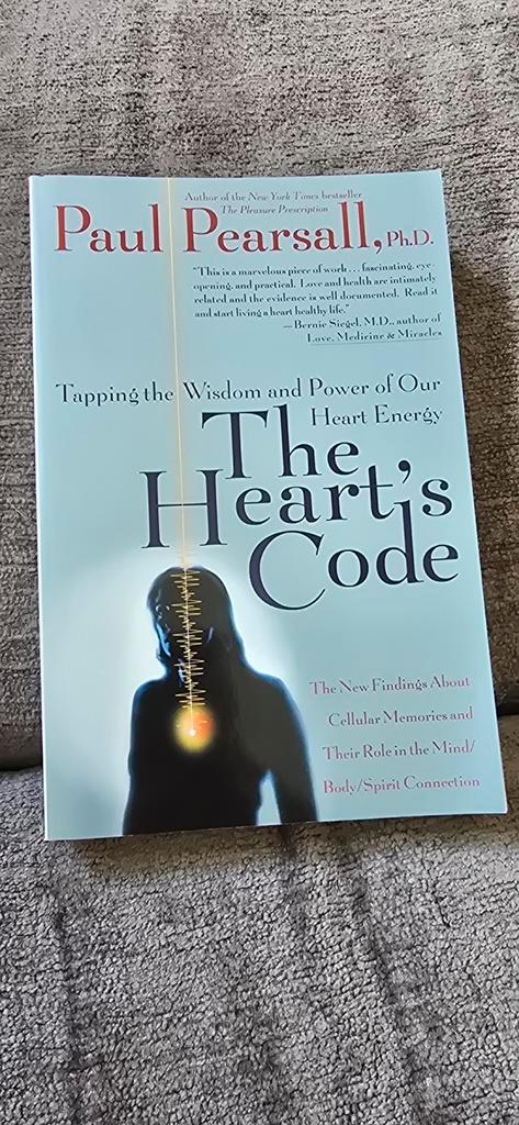 Paul P. Pearsall - The Heart’s Code., Boeken, Esoterie en Spiritualiteit, Gelezen, Ophalen of Verzenden
