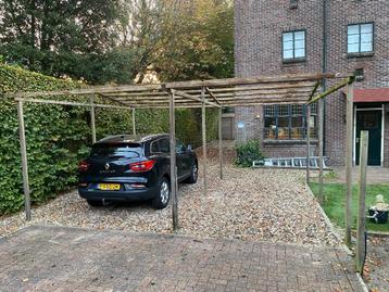 Skelet van een (bestaande) carport, gedemonteerd beschikbaar voor biedingen