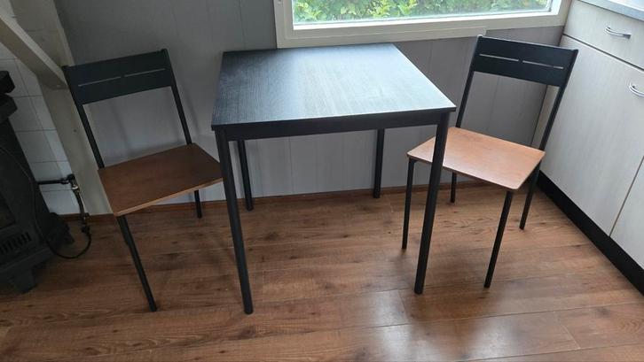 Kleine tafel met 2 stoelen, Huis en Inrichting, Tafels | Eettafels, Gebruikt, 50 tot 100 cm, 50 tot 100 cm, tot twee personen