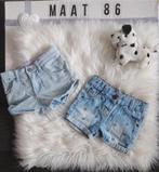 Twee jeans shorts  maat 86, Kinderen en Baby's, Babykleding | Maat 86, Ophalen of Verzenden, Gebruikt, Meisje, Broekje