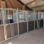 Pension paardenstal beschikbaar, Stalling