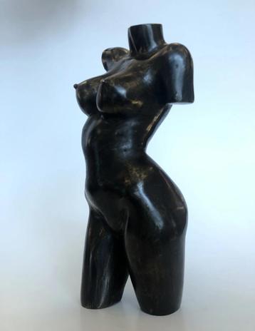 De Bronzen Torso van vrouw - licht erotisch.Echt brons beschikbaar voor biedingen