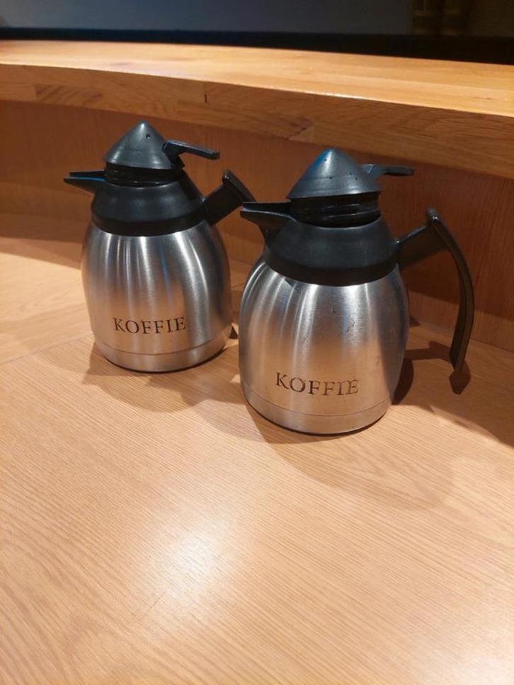 2 x thermoskan - Isoleerkan 1 liter goede staat, Huis en Inrichting, Keuken | Keukenbenodigdheden, Gebruikt, Ophalen of Verzenden