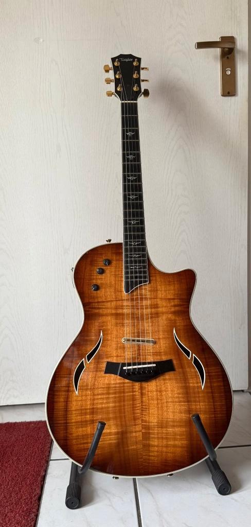 Taylor KOA Thin Line Electrische /Accoustische Gitaar, Muziek en Instrumenten, Snaarinstrumenten | Gitaren | Elektrisch, Zo goed als nieuw