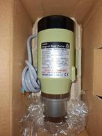 Iwaki Magnet Gear Pump model MDG-R2BVB230 (nieuw in doos), Ophalen, Nieuw