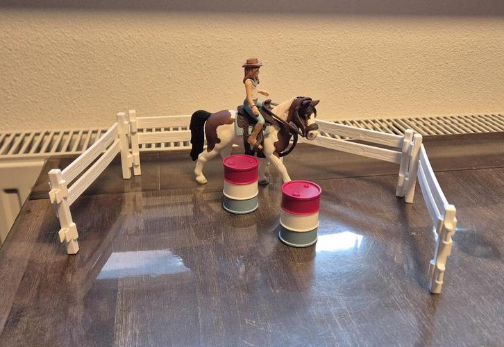 Schleich Horse Club Westernset met Paard, Ruiter & Omheining, Verzamelen, Speelgoed, Zo goed als nieuw, Ophalen of Verzenden