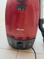 Miele stofzuiger, Witgoed en Apparatuur, Stofzuigers, Gebruikt, Stofzuiger, 1600 tot 2000 watt, Ophalen