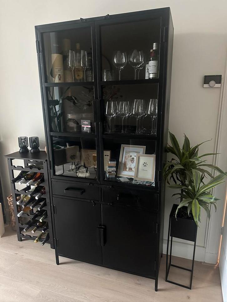 Buffetkast / vitrinekast, Huis en Inrichting, Kasten | Buffetkasten, Zo goed als nieuw, 200 cm of meer, 25 tot 50 cm, Ophalen