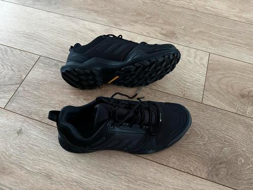 Adidas Terrex AX3 Goretex - Maat 44 2/3, Kleding | Heren, Schoenen, Zo goed als nieuw, Wandelschoenen of Bergschoenen, Zwart, Ophalen of Verzenden