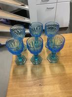 6 blauwe glazen van Life style met handgemaakte onderzetters, Antiek en Kunst, Ophalen