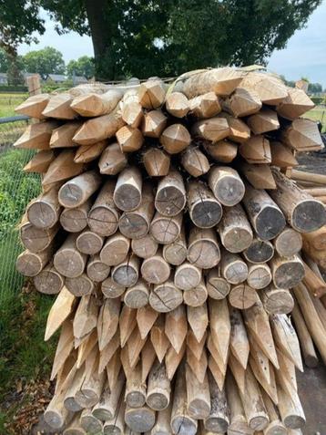 Robinia, geschild 180ø9/11 cm beschikbaar voor biedingen