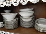 Porselein-servies-winterling, Ophalen
