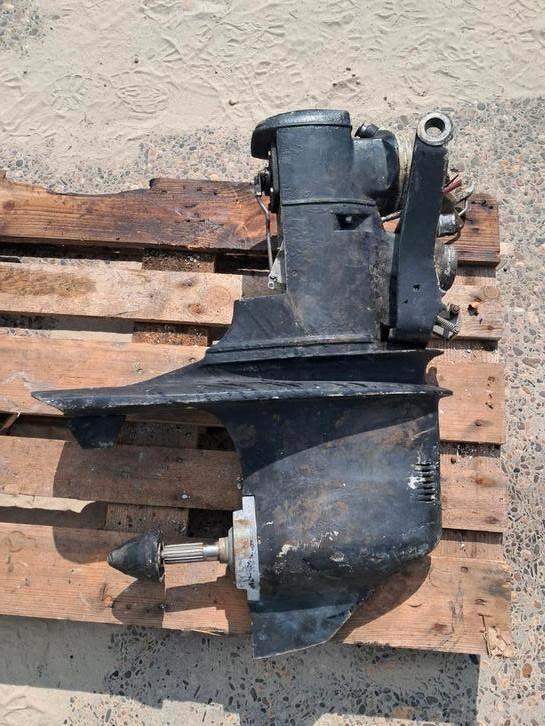 Nette volvo penta aq280 staartstuk, Watersport en Boten, Bootonderdelen, Gebruikt, Motor en Techniek, Motorboot, Ophalen