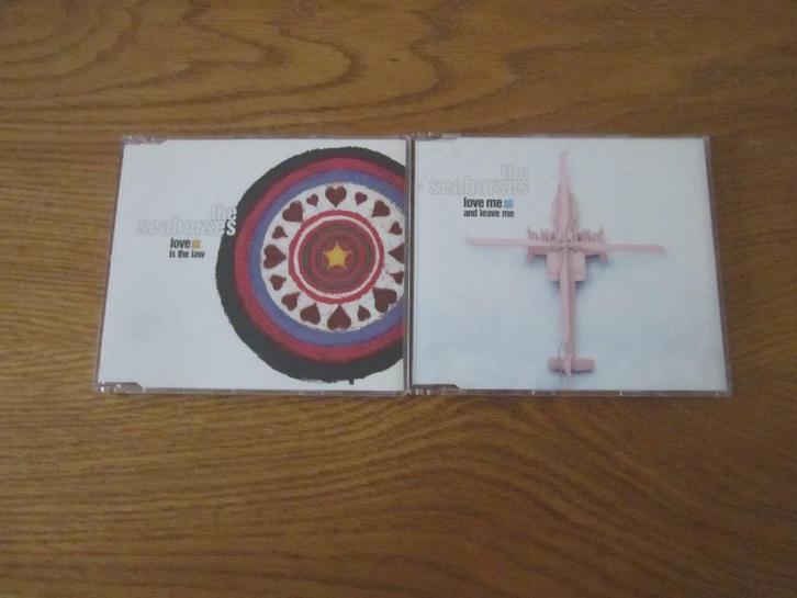 The Seahorses - Love Me And Leave Me/ Love Is The Law 2 CDS, Cd's en Dvd's, Cd Singles, Zo goed als nieuw, Rock en Metal, 2 t/m 5 singles