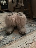 Nieuwe UGG Laarsjes Lichtgrijs maat 38, Ophalen of Verzenden, Nieuw, Grijs, Lage of Enkellaarzen