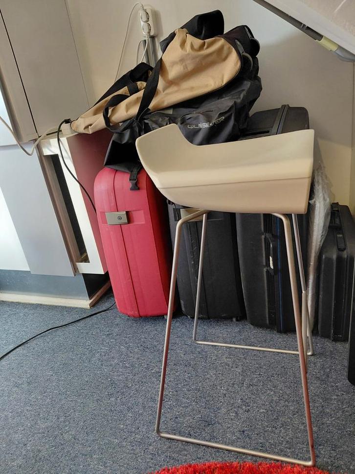 2x Design Kruk - Stijlvol en Comfortabel!, Huis en Inrichting, Barkrukken, Ophalen of Verzenden